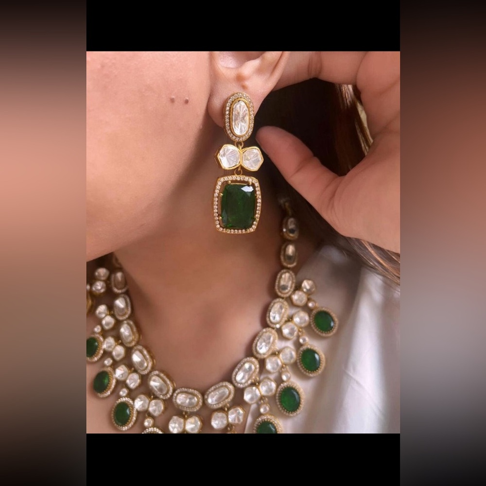 Elegant Green and Gold Drop Earrings